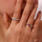 Antoinette Diamant-Simulationsring aus Gold