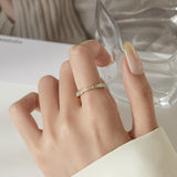 Gabrielle Diamantsimulationsring aus Gold