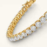 Goldene Tennisarmband