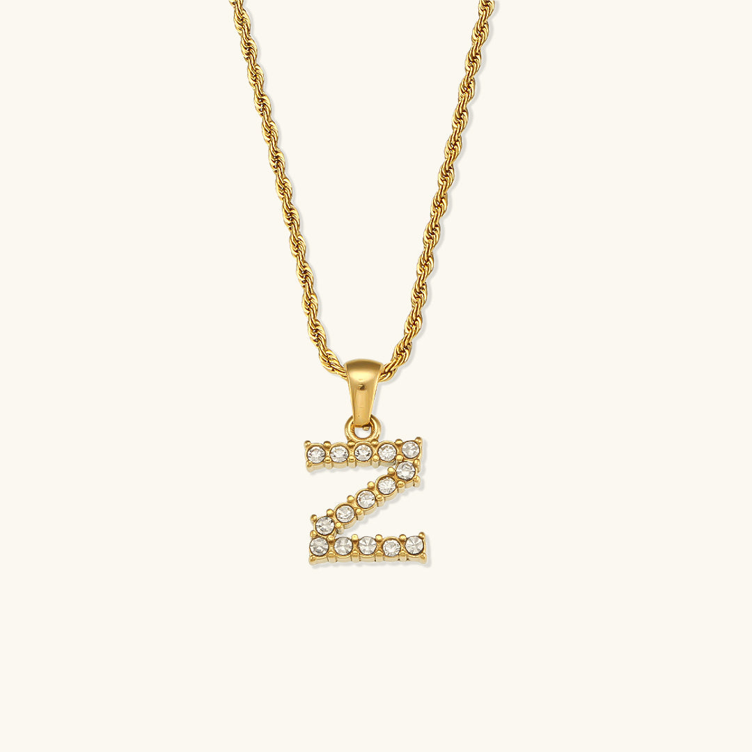 Maeve Buchstaben-Anhänger mit Diamanten